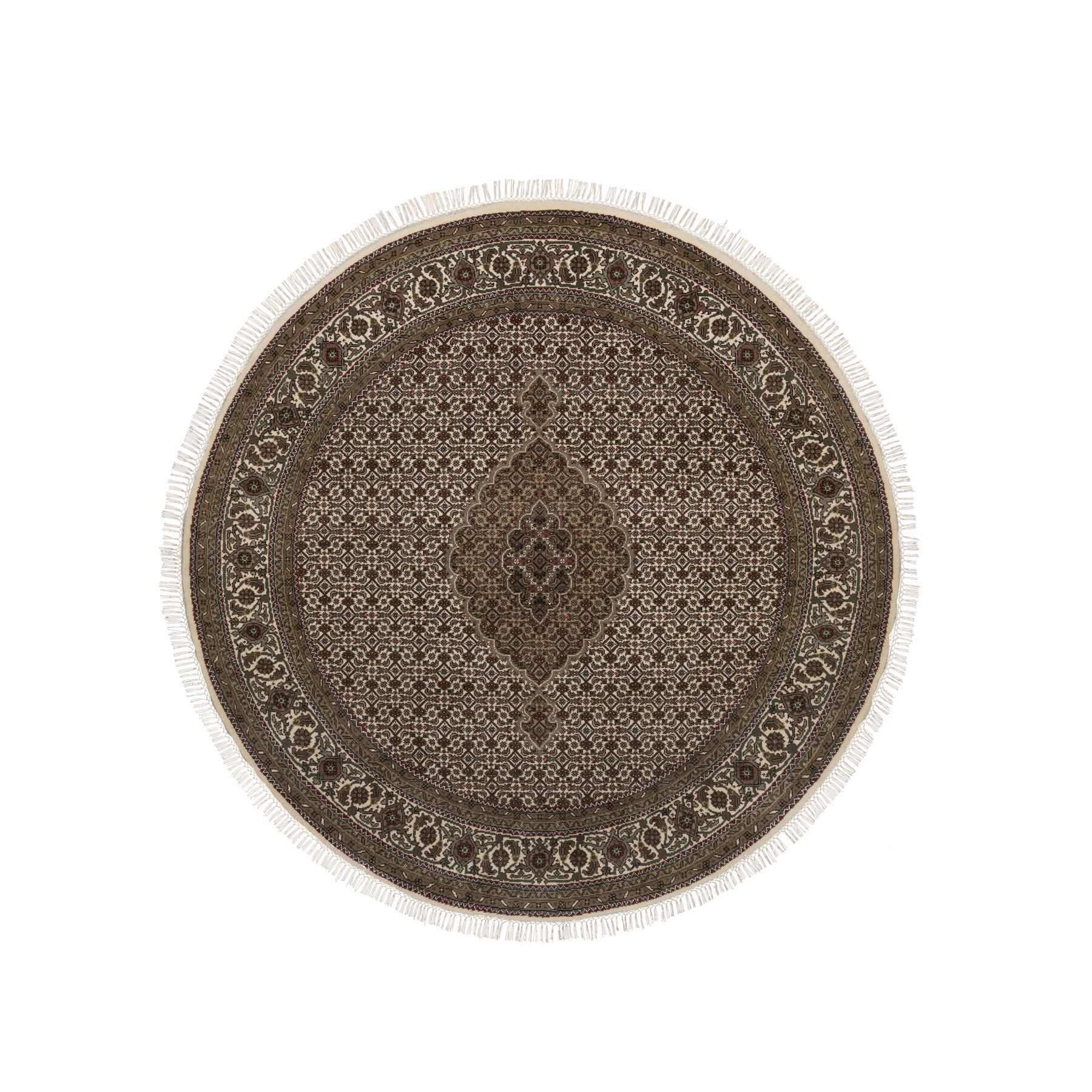 Pearl White, 175 KPSI, Tabriz Mahi with Fish Medallion Design, Hand Knotted, 100% Wool, Round, Oriental Rug